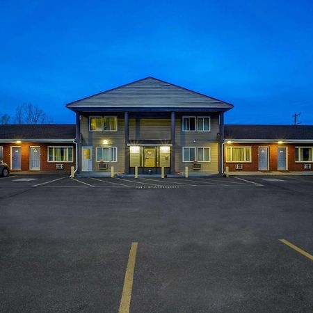 Motel 6-Ilion, Ny Εξωτερικό φωτογραφία