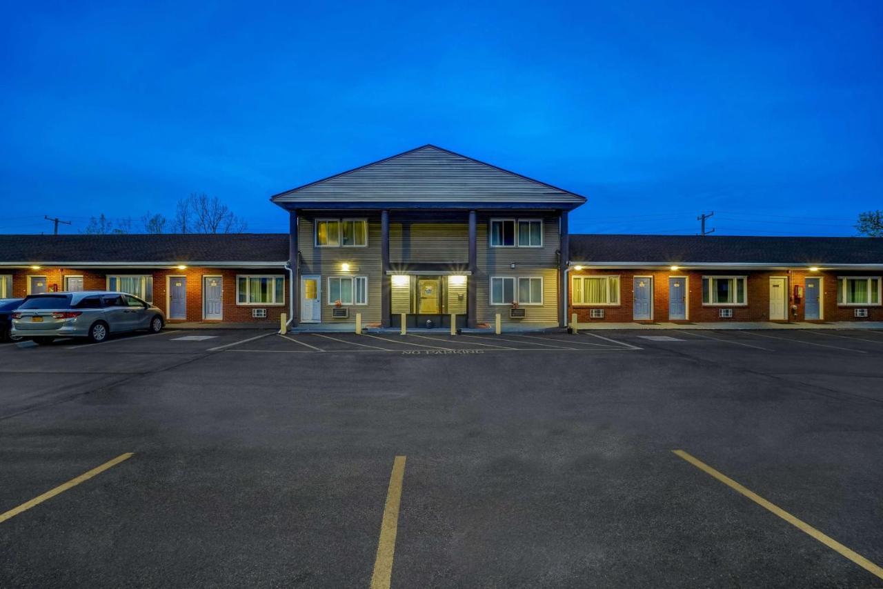 Motel 6-Ilion, Ny Εξωτερικό φωτογραφία